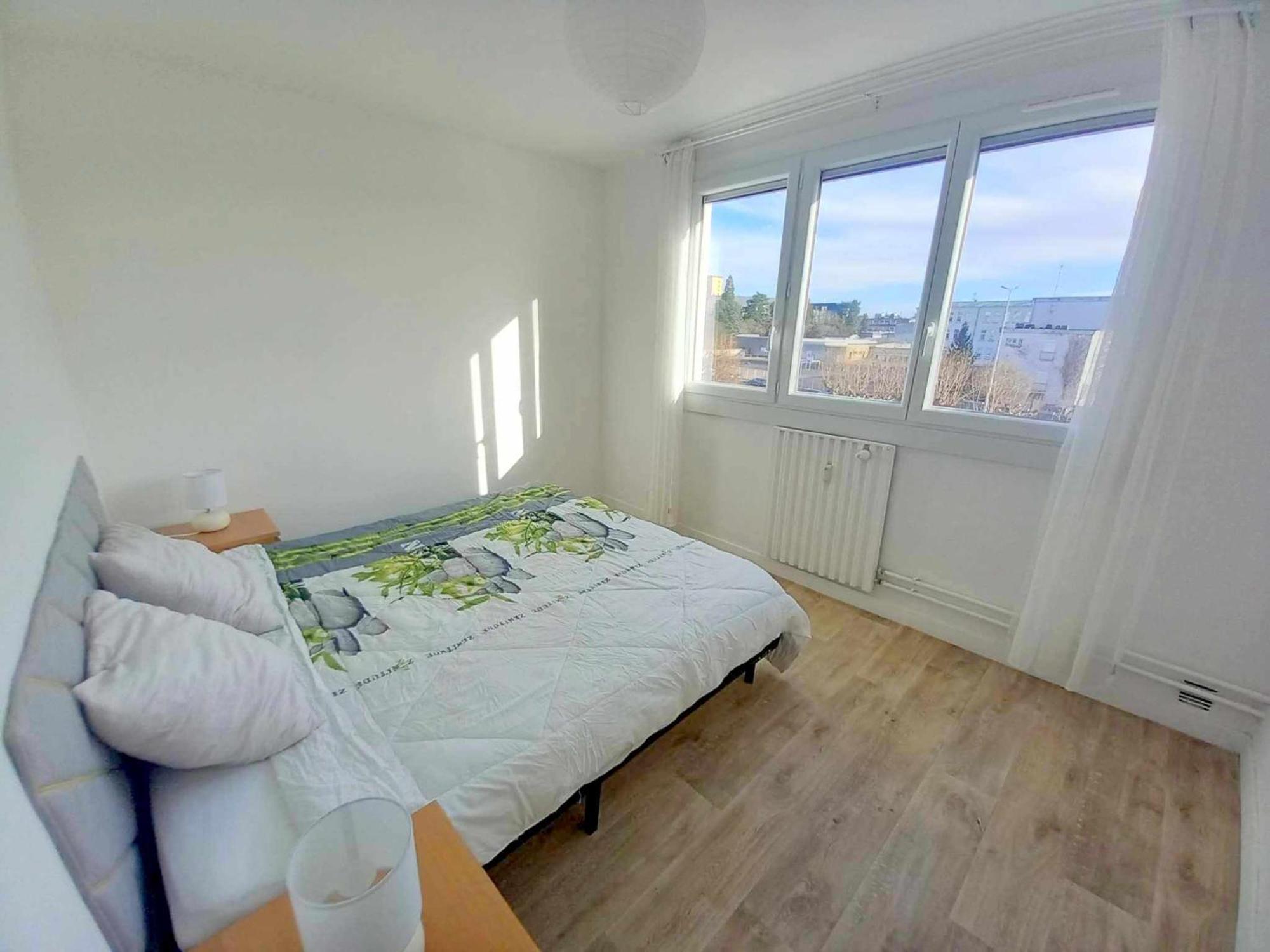 Apartmán T3 57M2 Avec Balcon Proche Gare Sncf, Wifi Et Cafe Et The Offerts Orléans Exteriér fotografie
